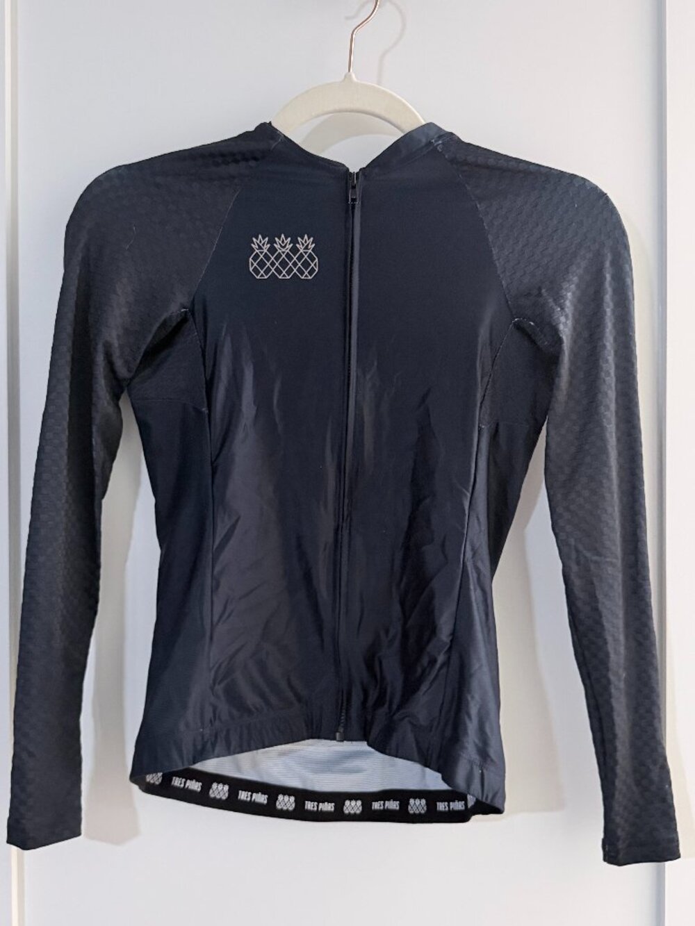 Tres Piñas Women’s Long Sleeve Cycling Jersey | Black/Dark Blue | Full Zip